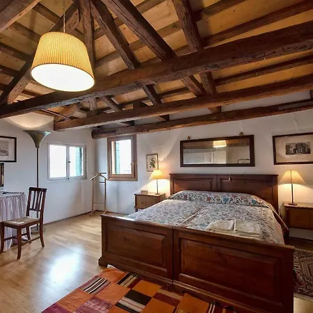 Blu Apartment